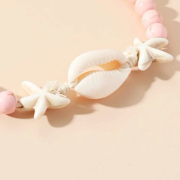 Starfish and shell bracelet - Picture 2 of 3